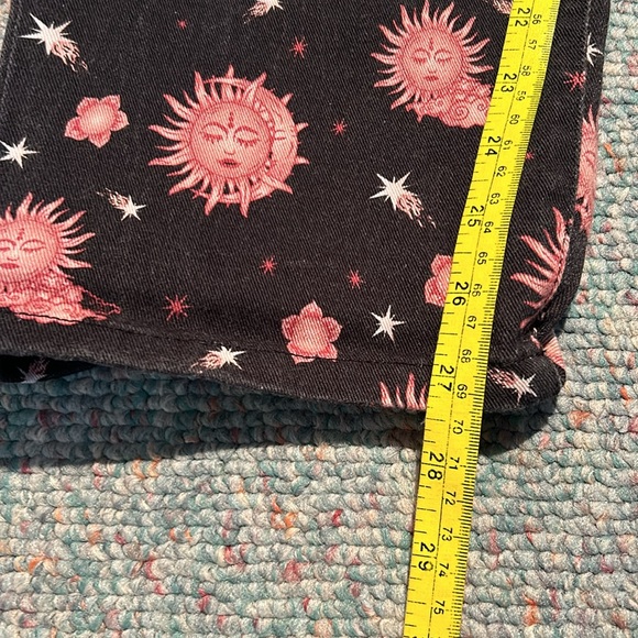 Ladies size 1X “Horoscopez” jeans from Dollskill - Picture 8 of 11